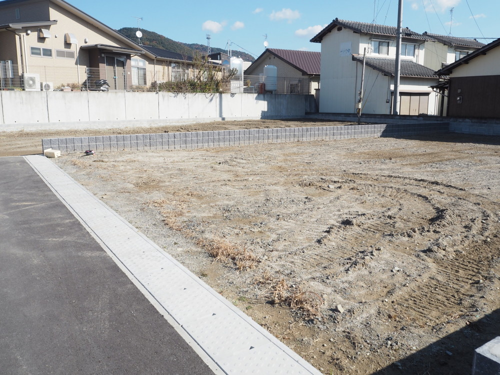 空き地管理の対策は空き家ほど進んでいない！空き地が増えることでの問題とは？
