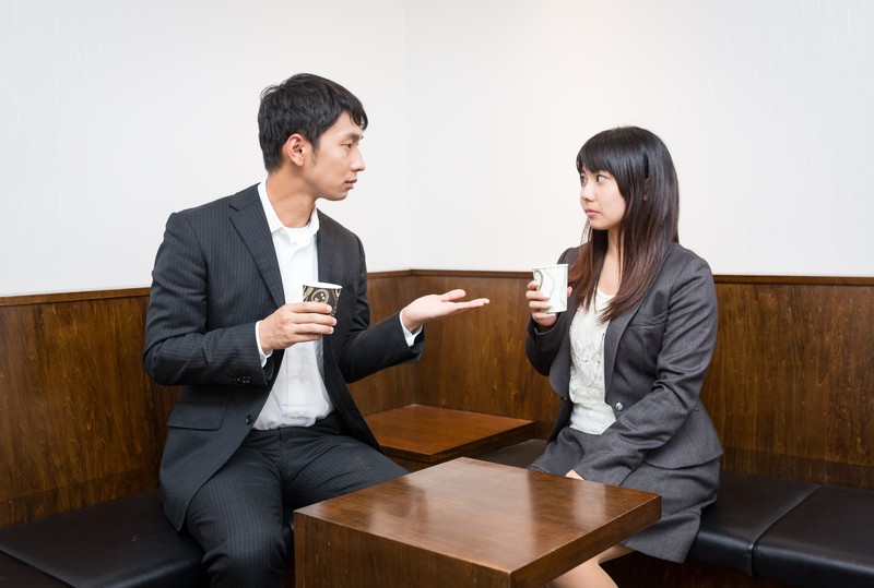 身内の間で不動産を売却する時の名義変更手続きのポイントは?